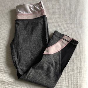 Lululemon pace rival crops size 4